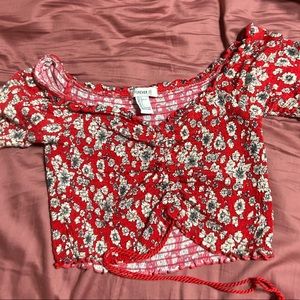 Crop lettuce edge shirt